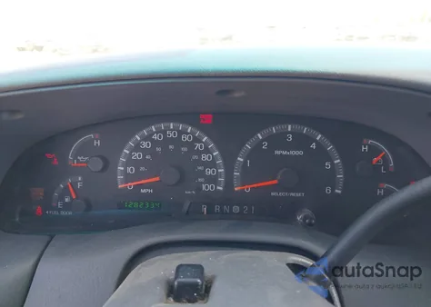 2003 Ford F-150 Lariat/Xl/Xlt from USA, damaged, VIN 2FTRX17WX3CA78527